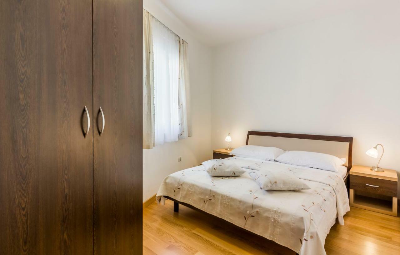 Appartamento Apartman Kp Medolino Esterno foto