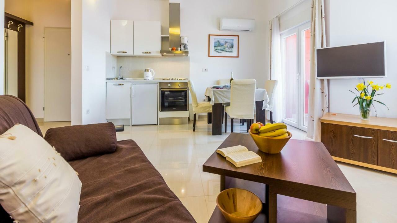 Appartamento Apartman Kp Medolino Esterno foto