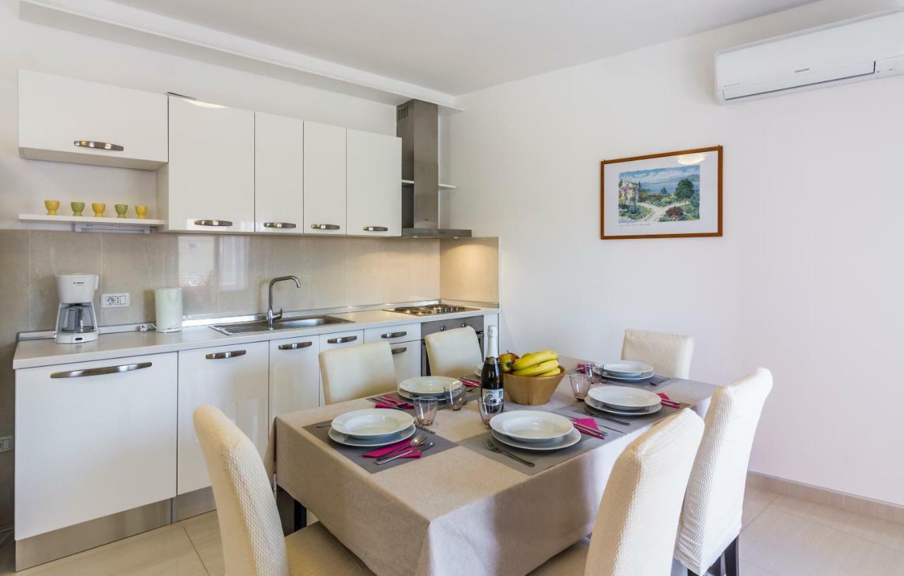 Appartamento Apartman Kp Medolino Esterno foto