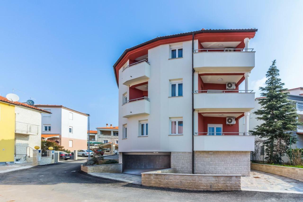 Appartamento Apartman Kp Medolino Esterno foto